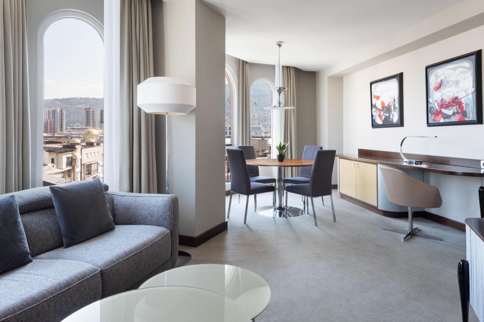 Hotel Marriott 5*