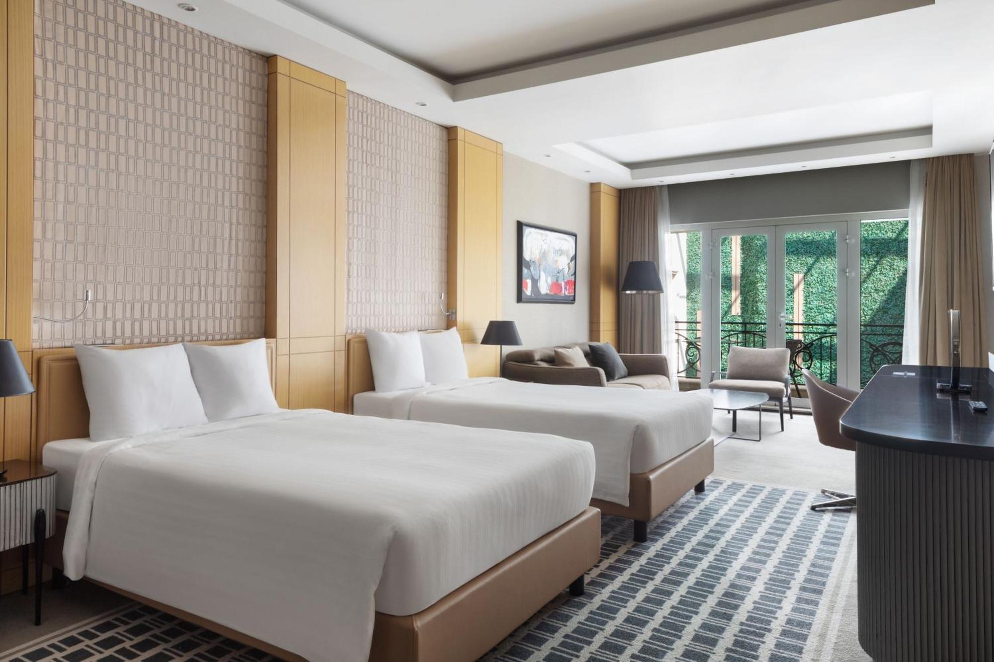 Marriott Hotel 5*